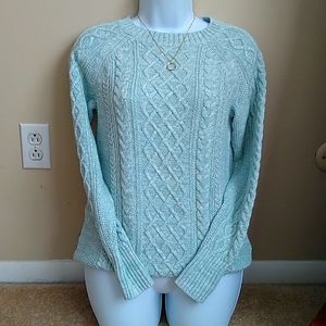 Gap Chunky Cable Knit Crewneck Sweater